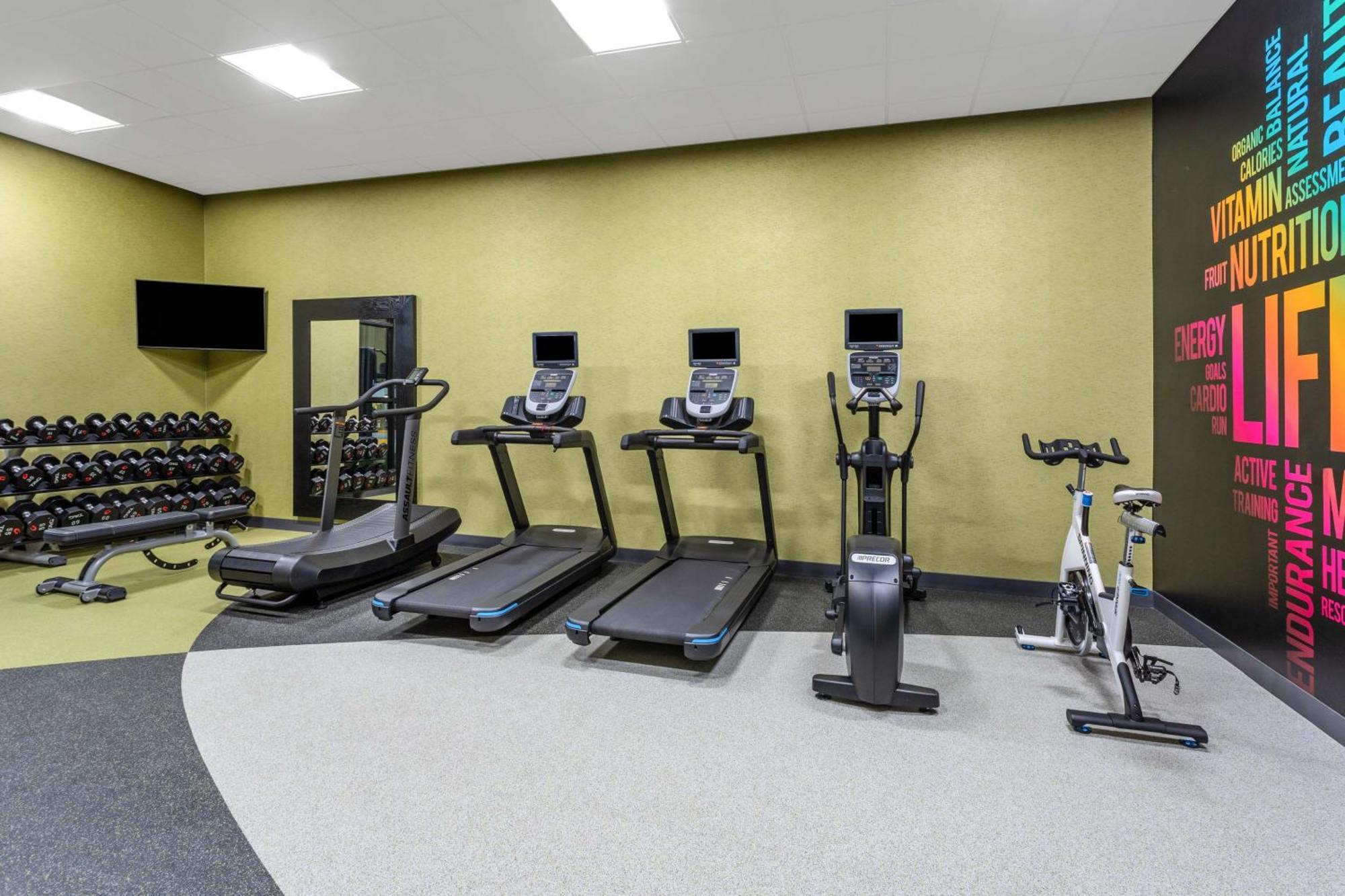 Hilton Garden Inn Hays, Ks Екстериор снимка
